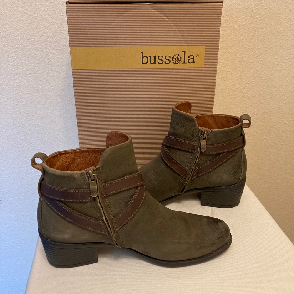 Mossy green Bussola strappy ankle boots size 38 - Picture 4 of 7